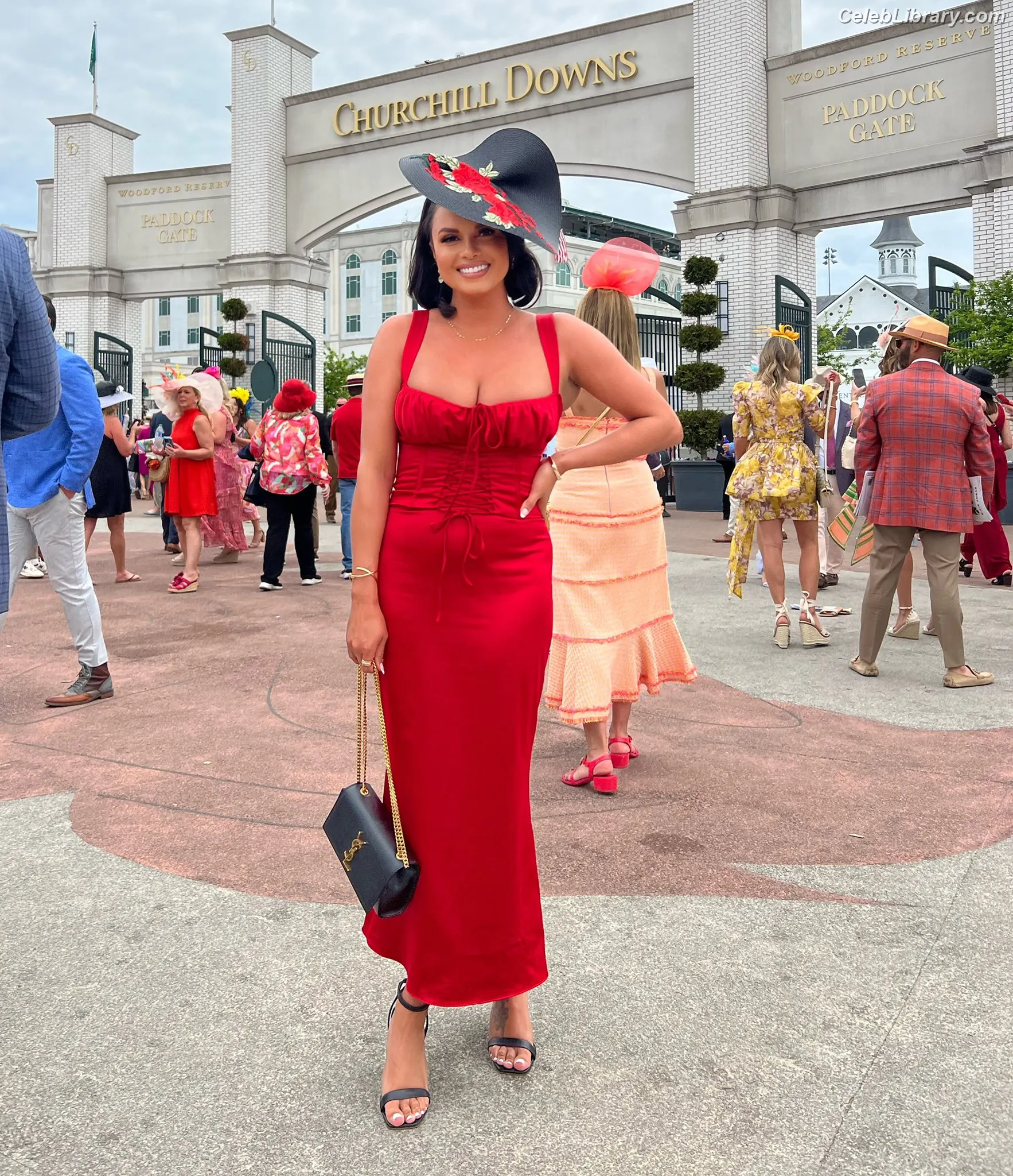 Joy Taylor photo 1 of 1109