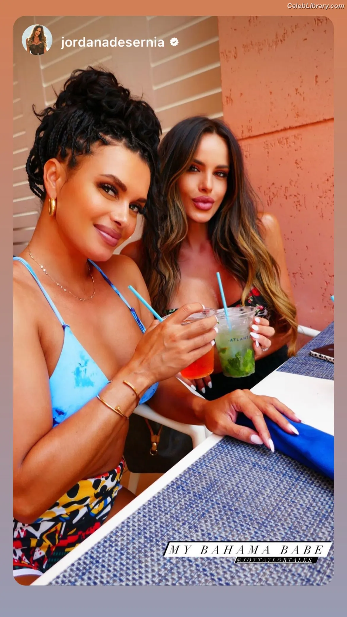 Joy Taylor photo 4 of 1109
