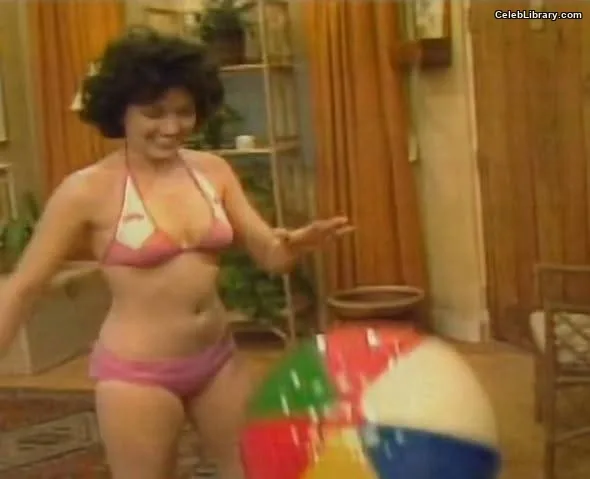 Joyce Dewitt photo 24 of 120