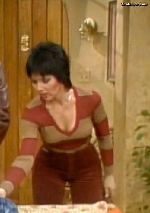 Joyce Dewitt photo 14 of 120