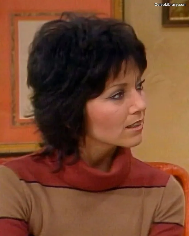 Joyce Dewitt photo 21 of 120