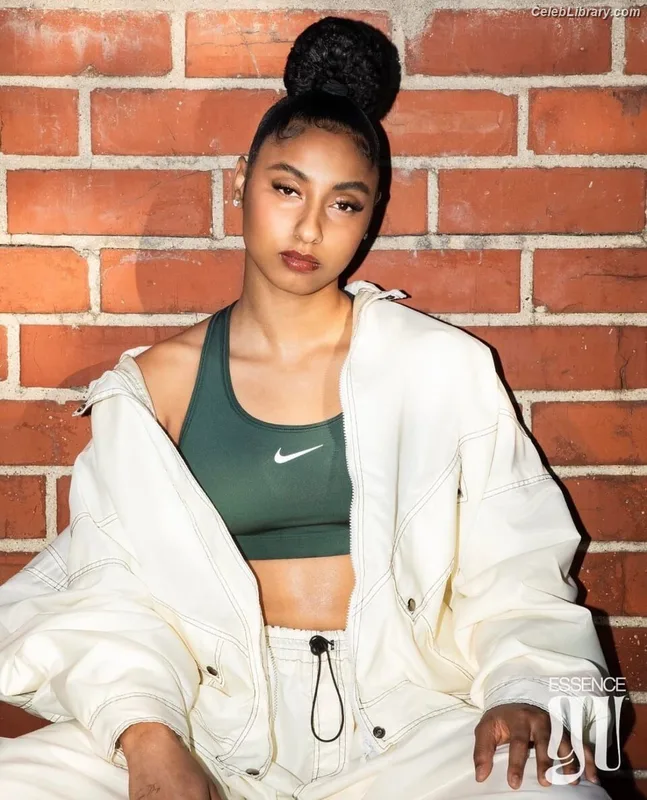 Juju Watkins photo 8 of 17