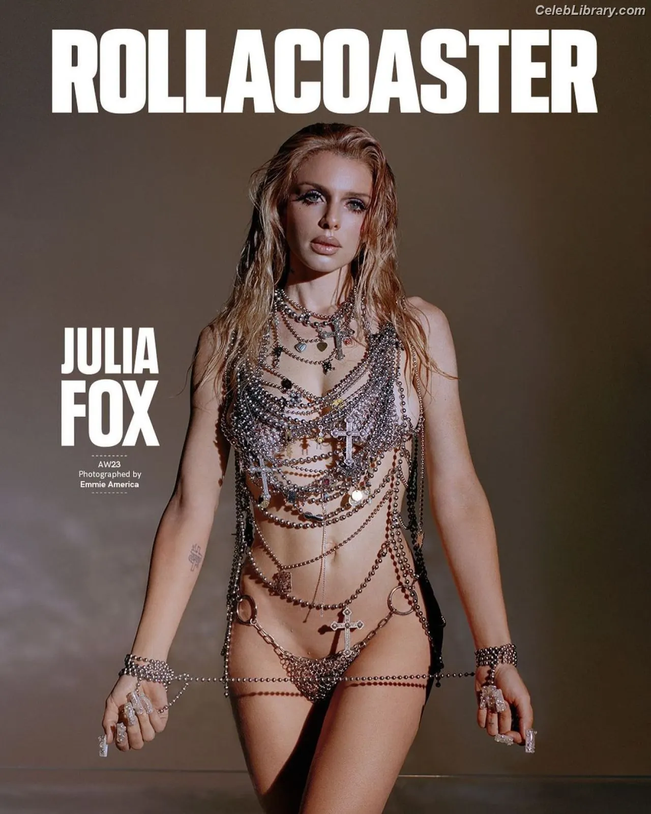 Julia Fox photo 20 of 280