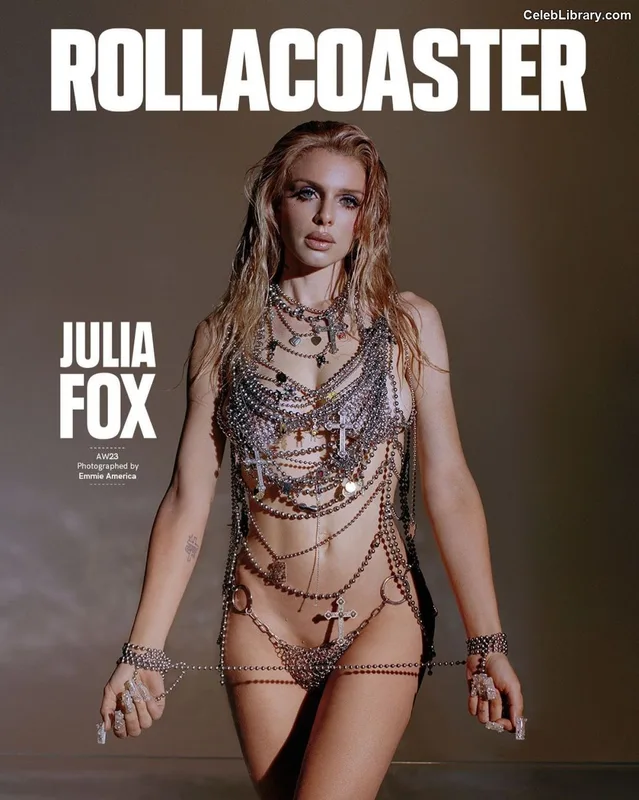 Julia Fox photo 4 of 281