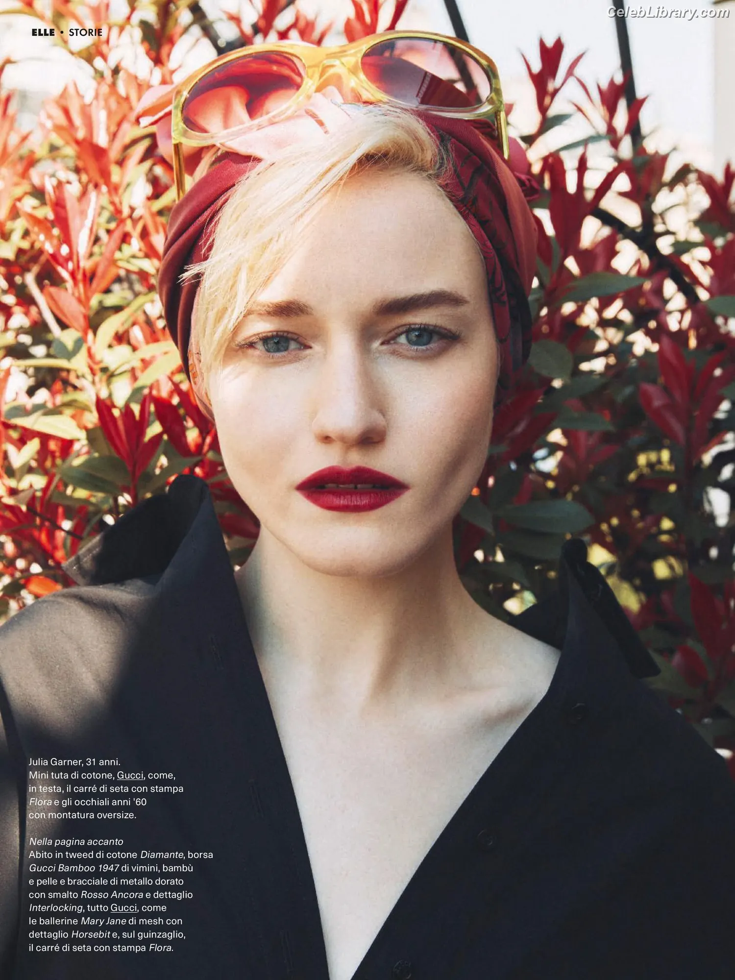 Julia Garner photo 4 of 319