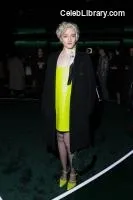 Julia Garner photo 16 of 320