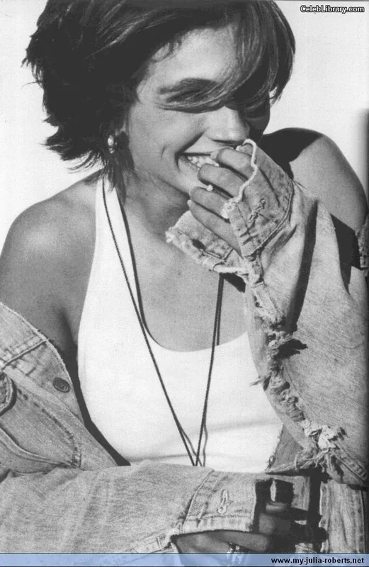 Julia Roberts photo 3 of 111