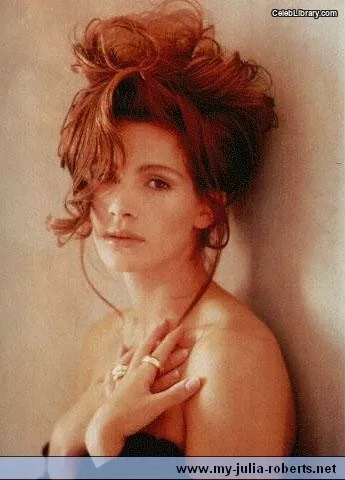 Julia Roberts photo 7 of 111