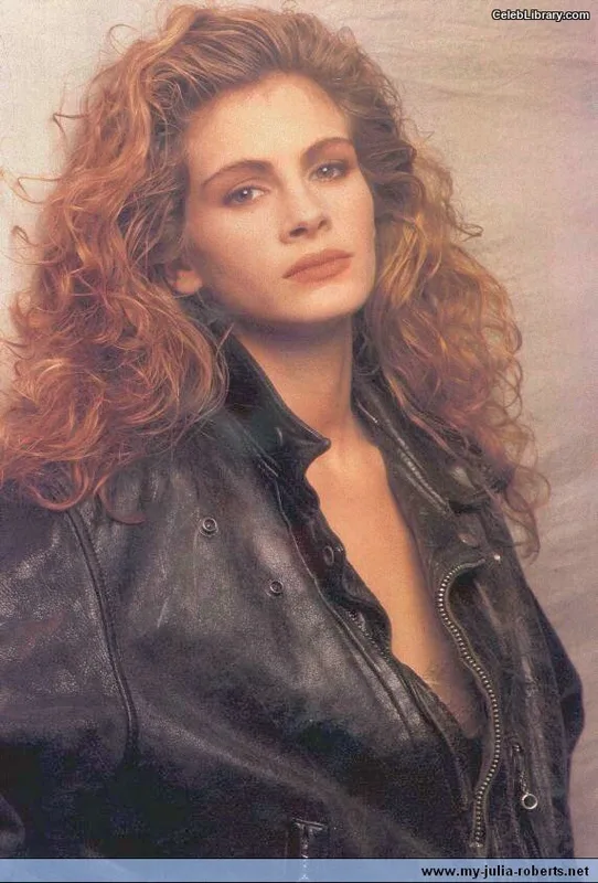 Julia Roberts photo 8 of 111