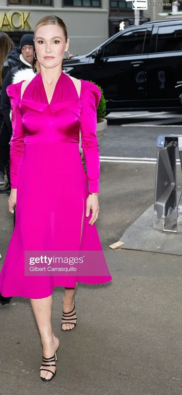 Julia Stiles photo 17 of 149