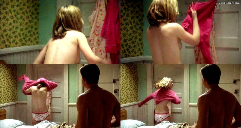Julia Stiles photo 16 of 149