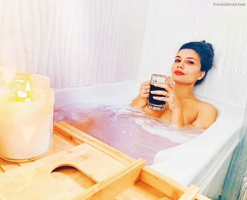 Juliana Harkavy photo 22 of 66