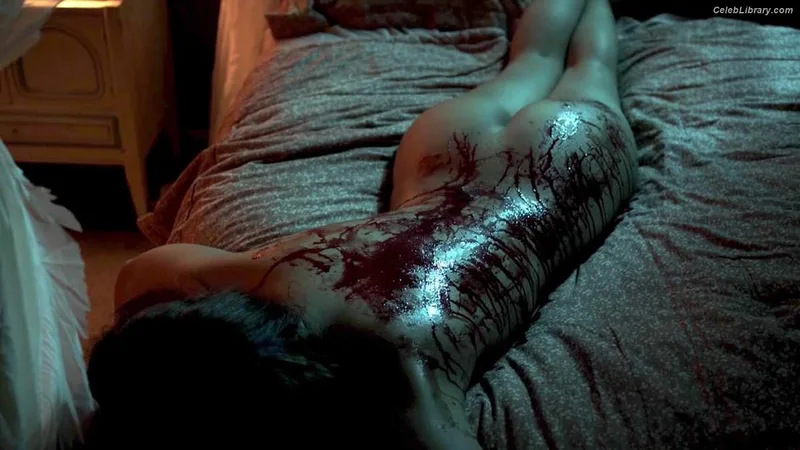 Juliana Harkavy photo 14 of 66