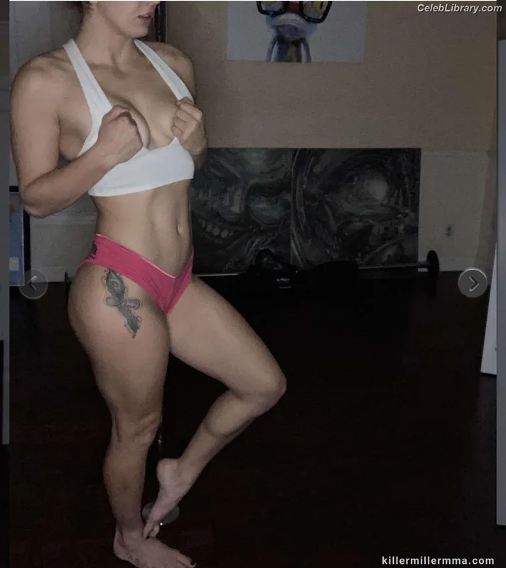 Julianna Miller photo 5 of 124
