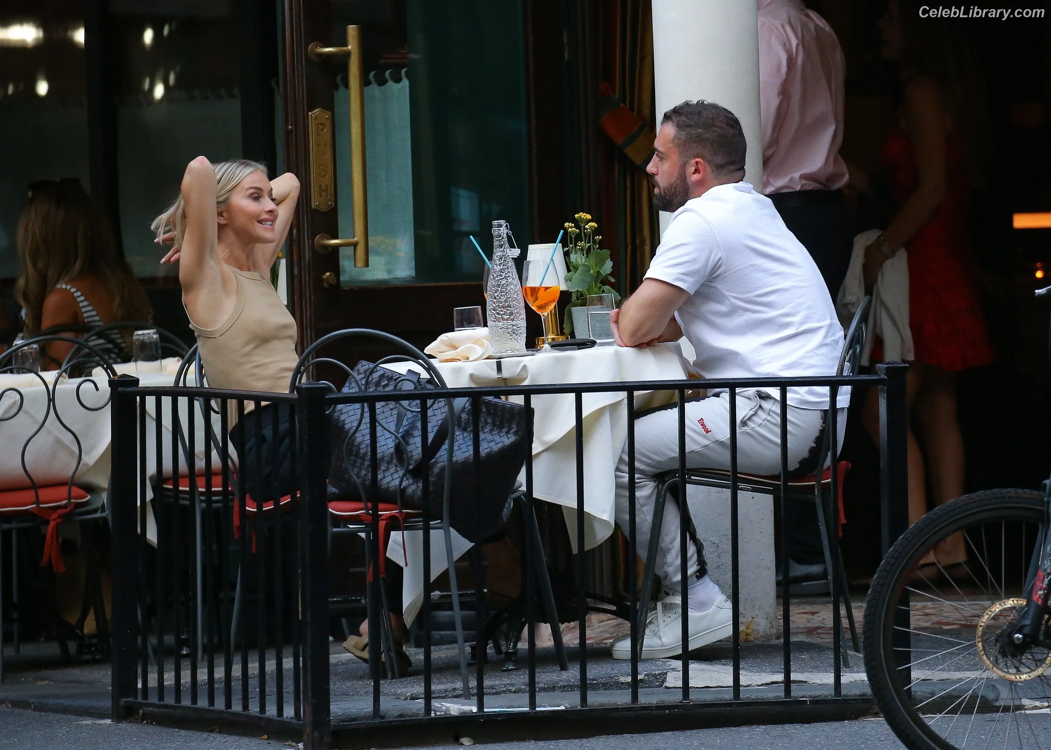 Julianne Hough photo 19 of 697