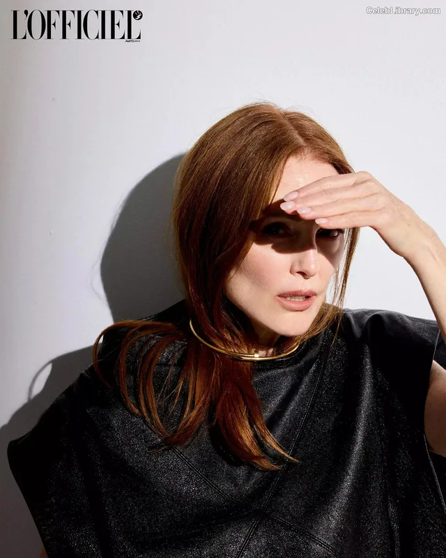 Julianne Moore photo 13 of 135