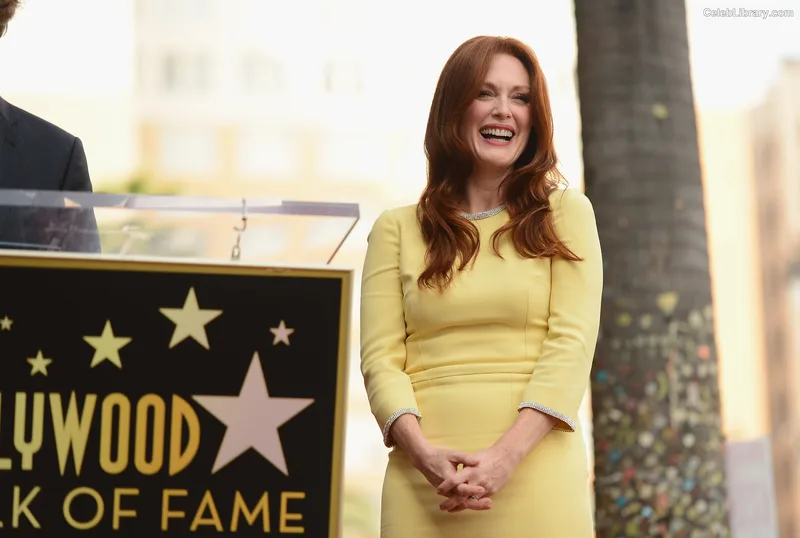 Julianne Moore photo 11 of 135