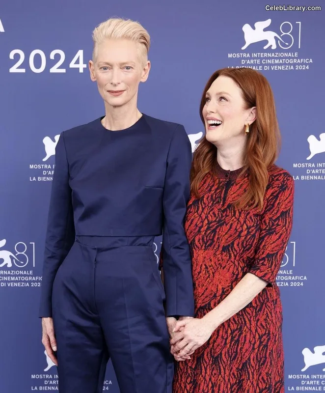 Julianne Moore photo 1 of 135