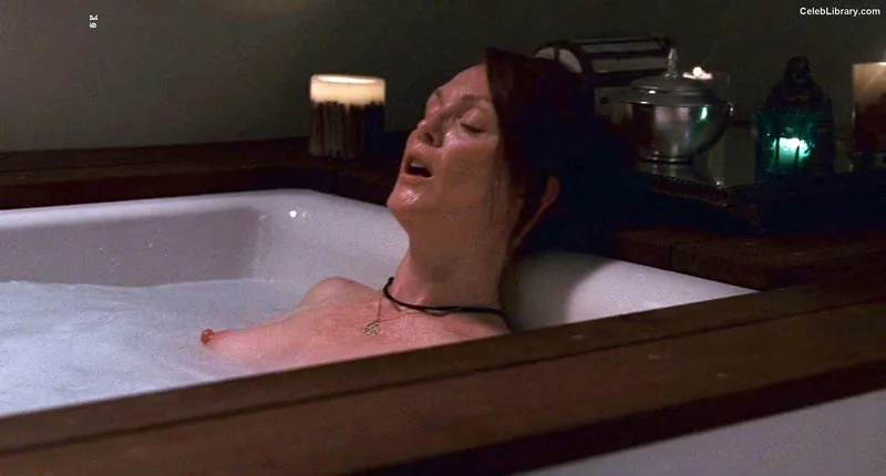 Julianne Moore photo 8 of 135