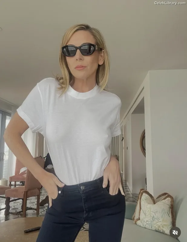 June Diane Raphael photo 4 of 15