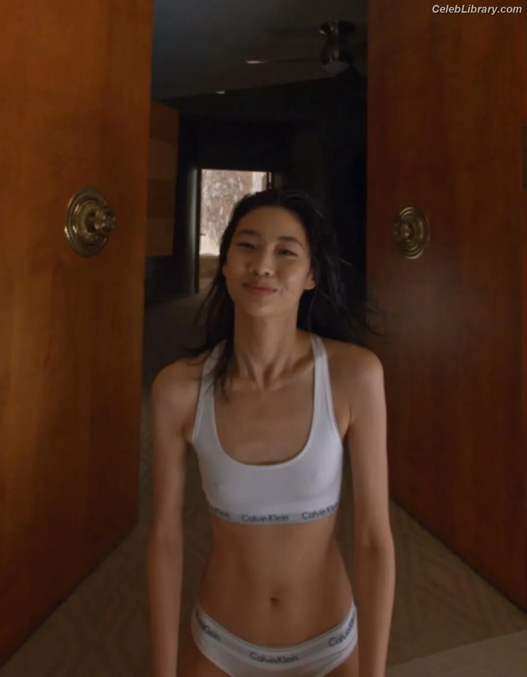 Jung Ho-yeon photo 24 of 335
