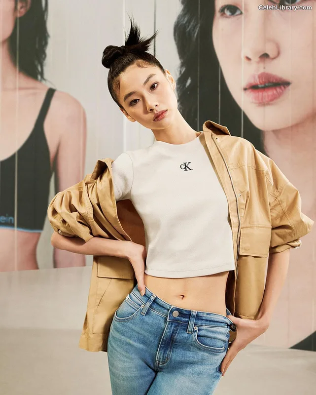 Jung Ho-yeon photo 8 of 336