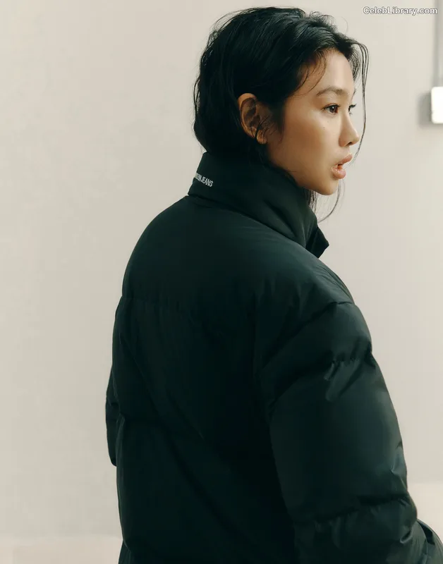 Jung Ho-yeon photo 6 of 336