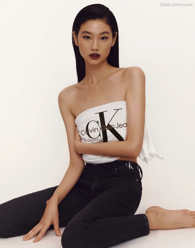 Jung Ho-yeon photo 6 of 336