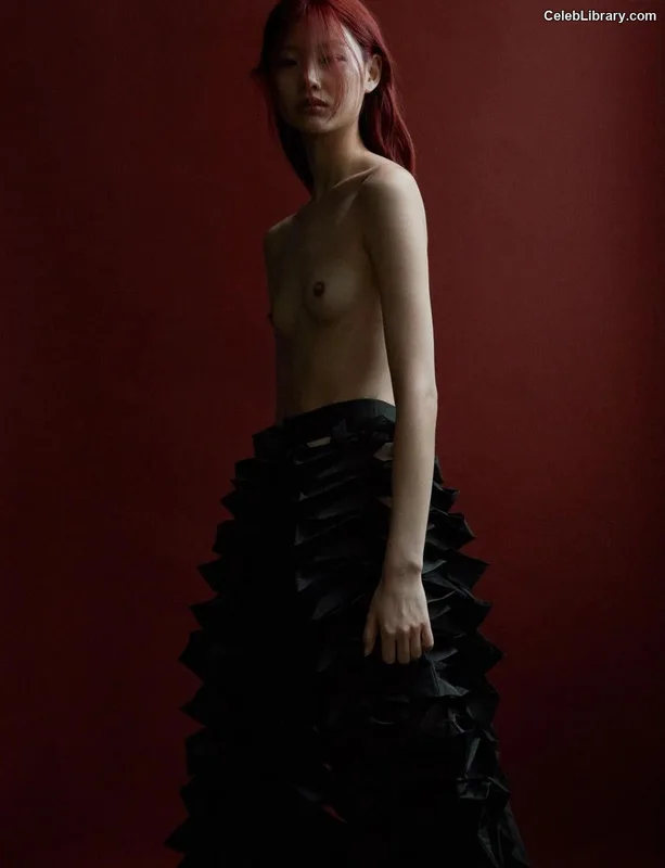 Jung Ho-yeon photo 17 of 336