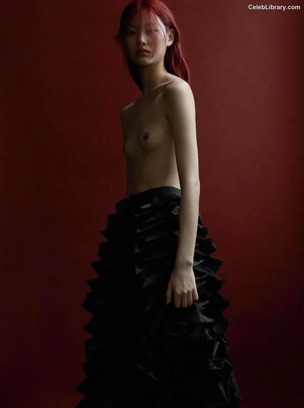 Jung Ho-yeon photo 23 of 336