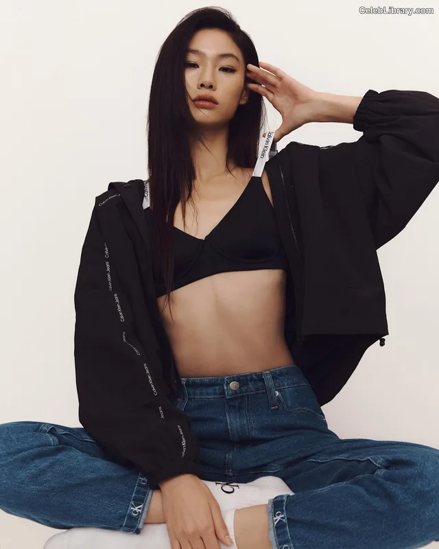Jung Ho-yeon photo 13 of 336