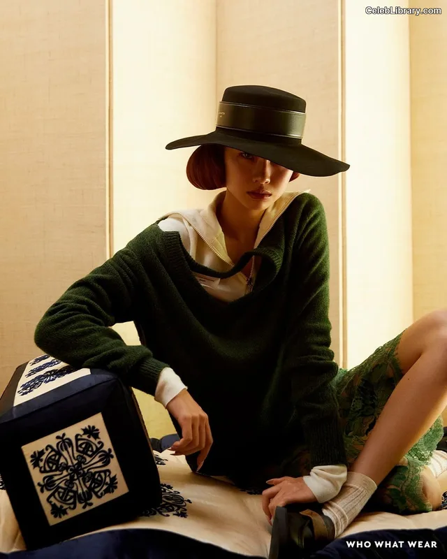 Jung Ho-yeon photo 17 of 336