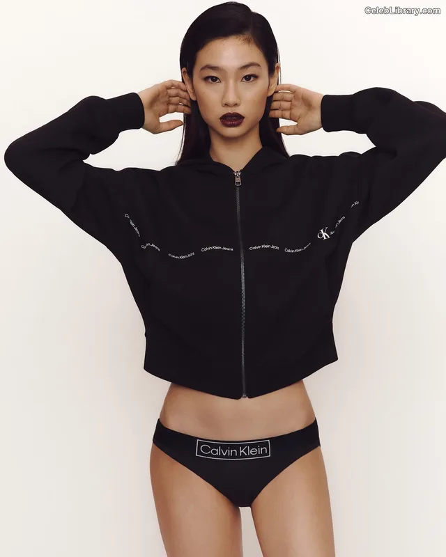 Jung Ho-yeon photo 13 of 336