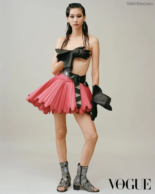 Jung Ho-yeon photo 4 of 336
