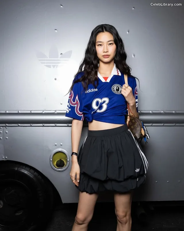Jung Ho-yeon photo 3 of 336