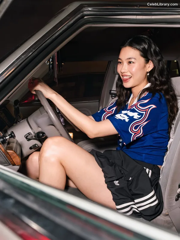 Jung Ho-yeon photo 13 of 336