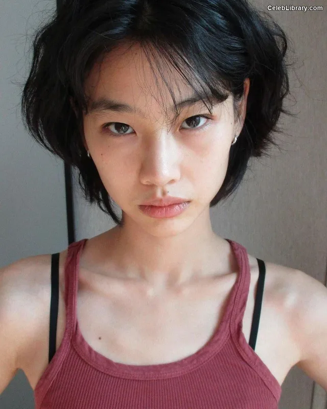 Jung Ho-yeon photo 20 of 336