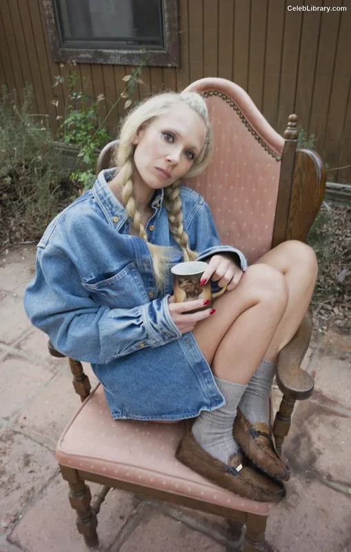 Juno Temple photo 21 of 66