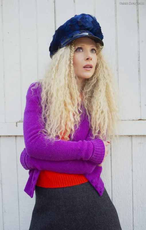 Juno Temple photo 12 of 66