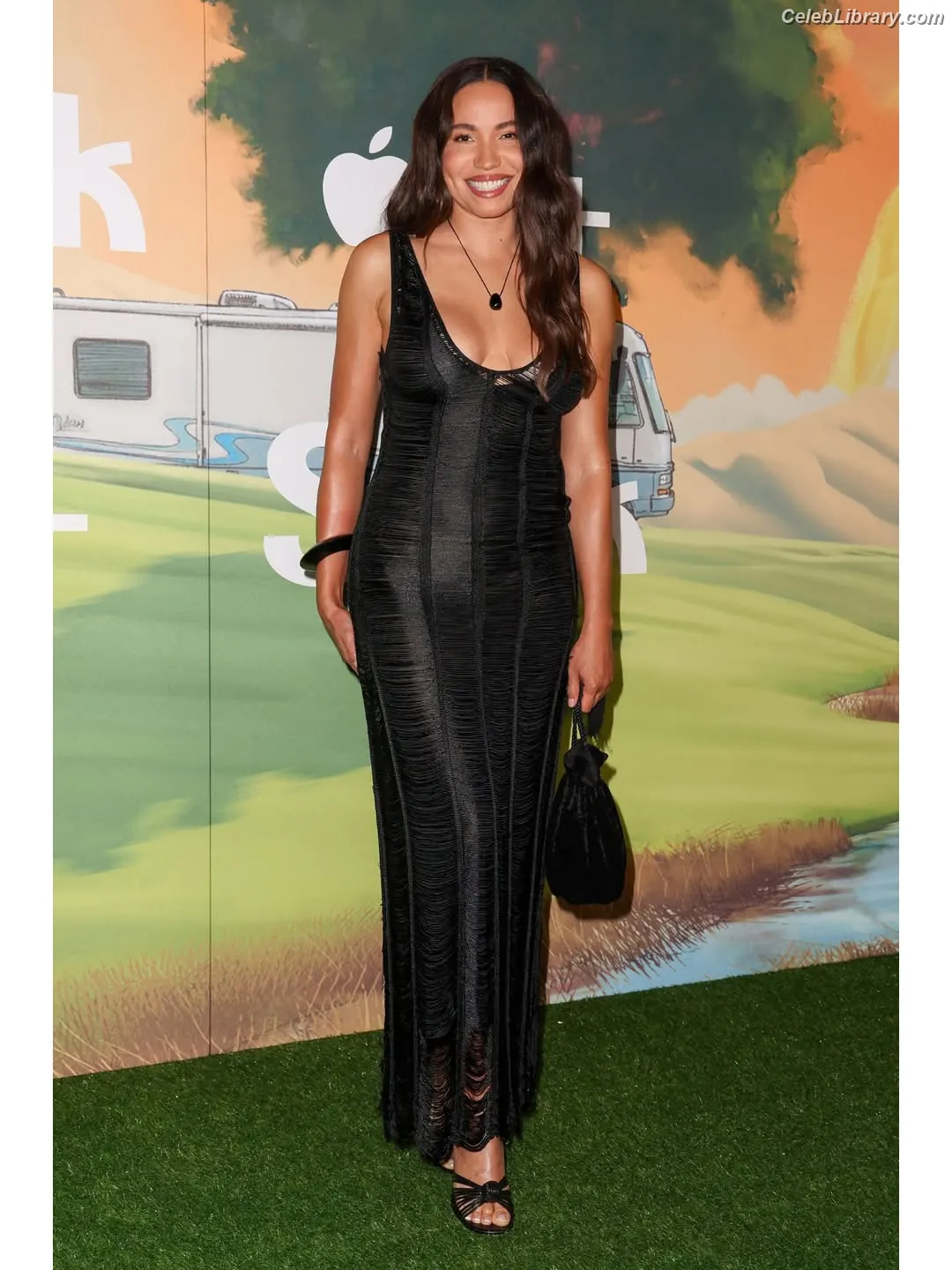 Jurnee Smollett photo 6 of 1219