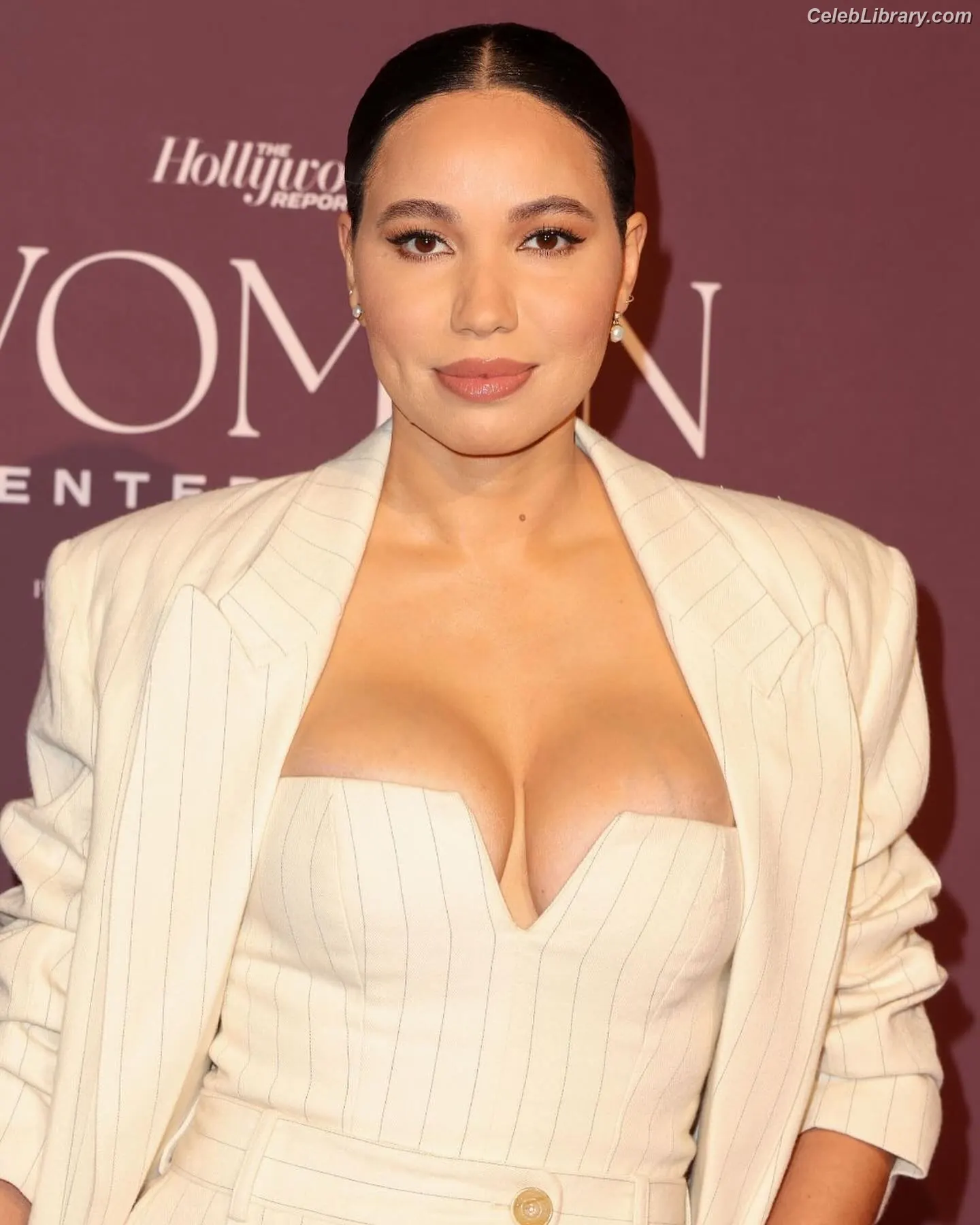 Jurnee Smollett photo 4 of 1219