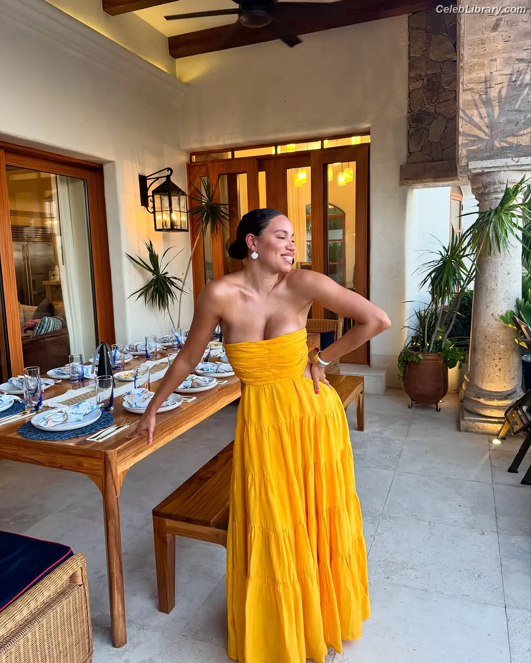 Jurnee Smollett photo 16 of 1219