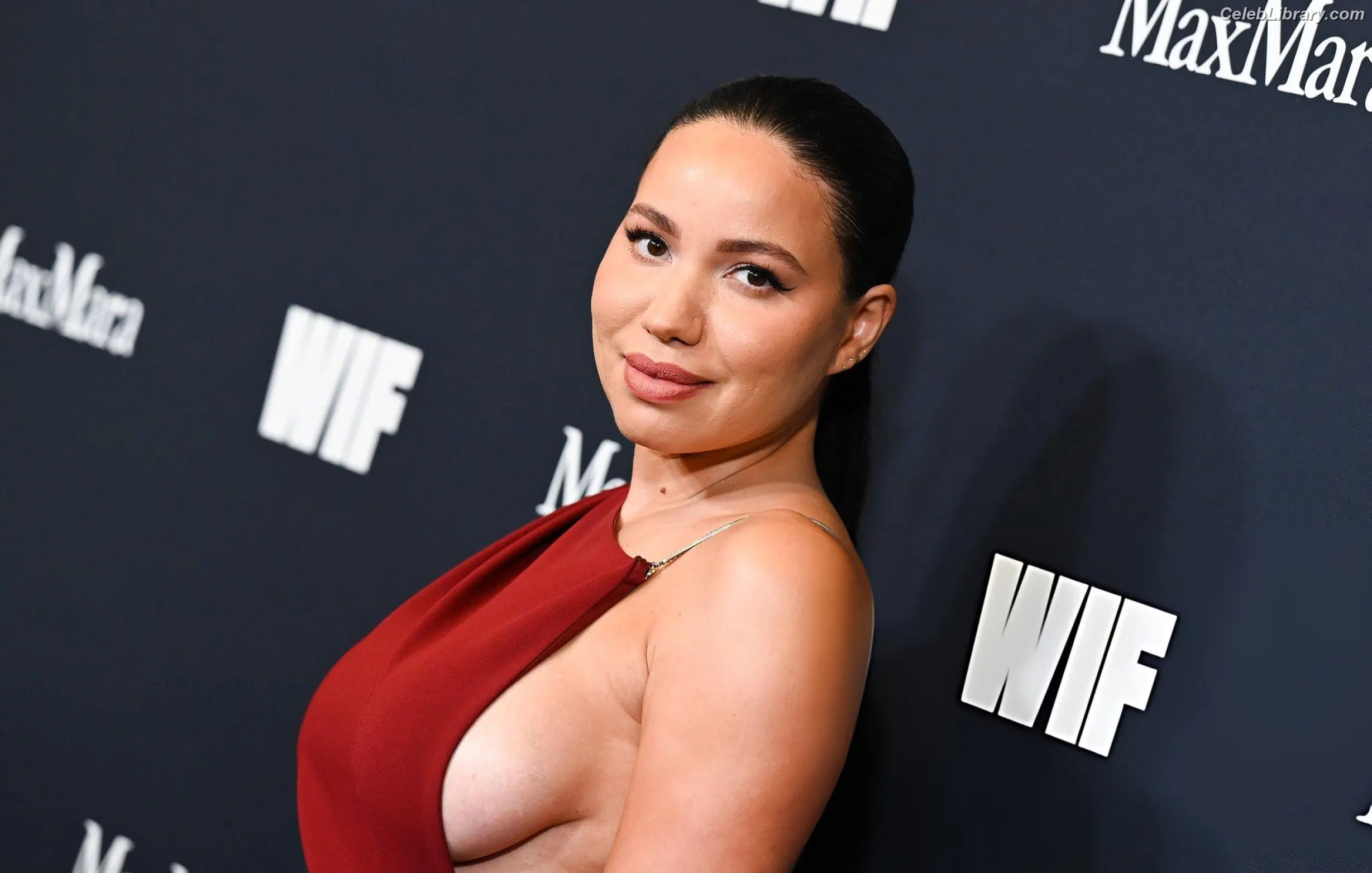 Jurnee Smollett photo 15 of 1219