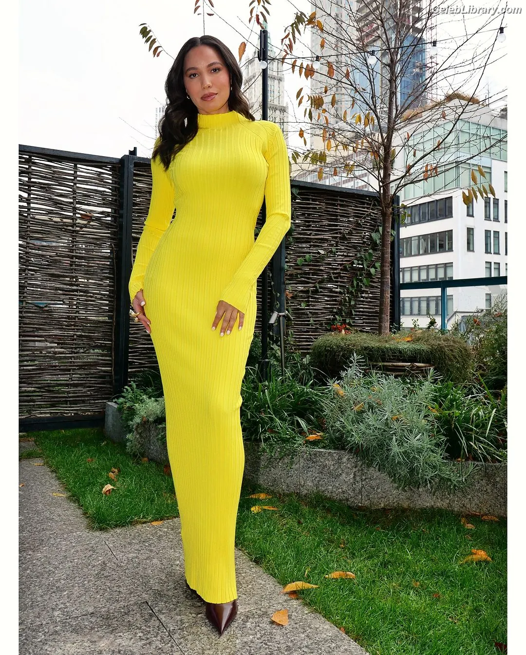 Jurnee Smollett photo 24 of 1219