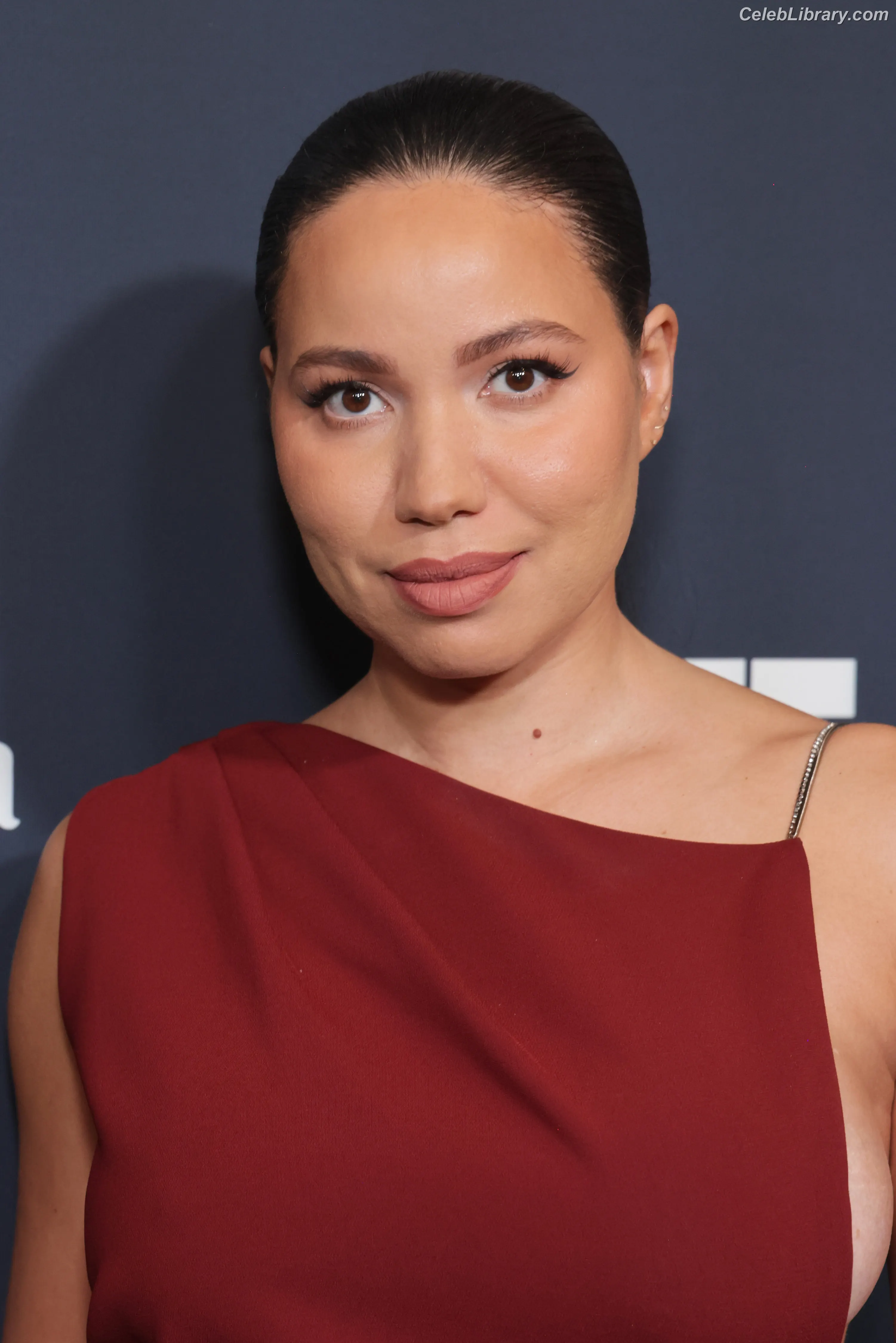 Jurnee Smollett photo 23 of 1219