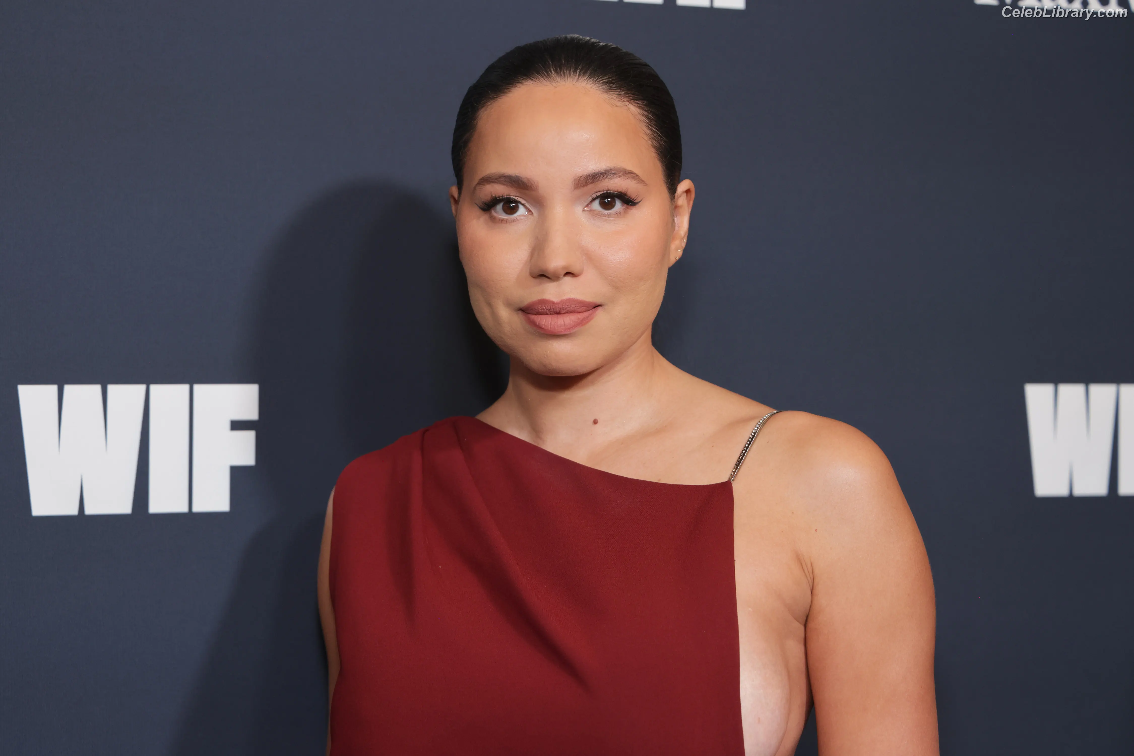 Jurnee Smollett photo 24 of 1219