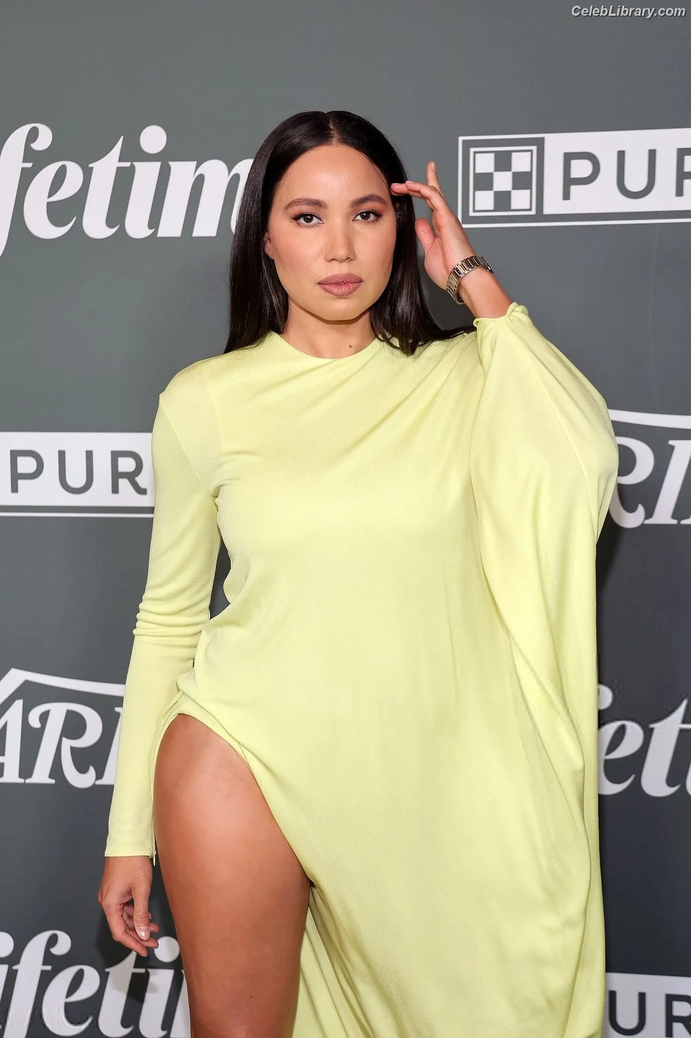 Jurnee Smollett photo 13 of 1219