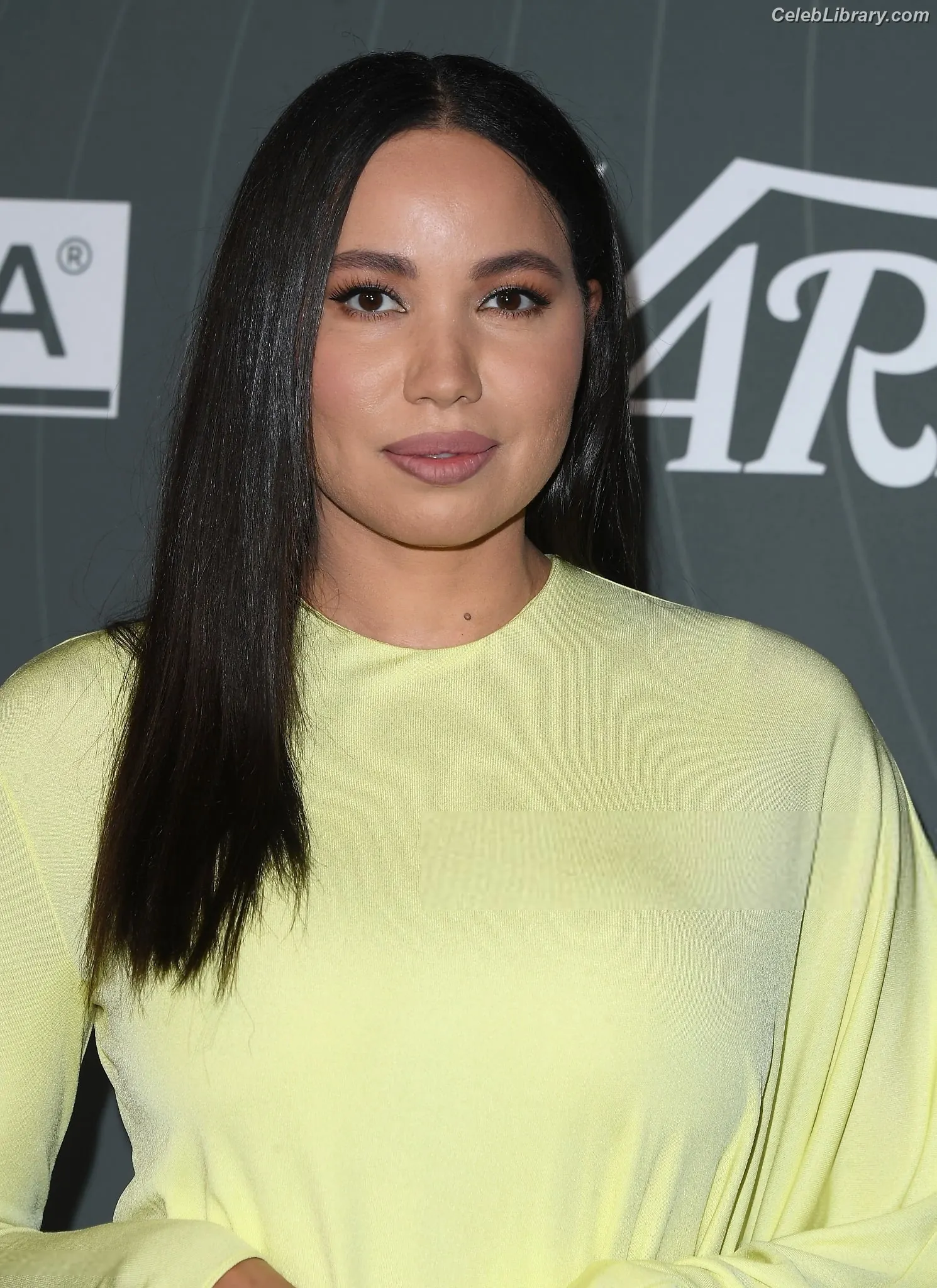 Jurnee Smollett photo 20 of 1219