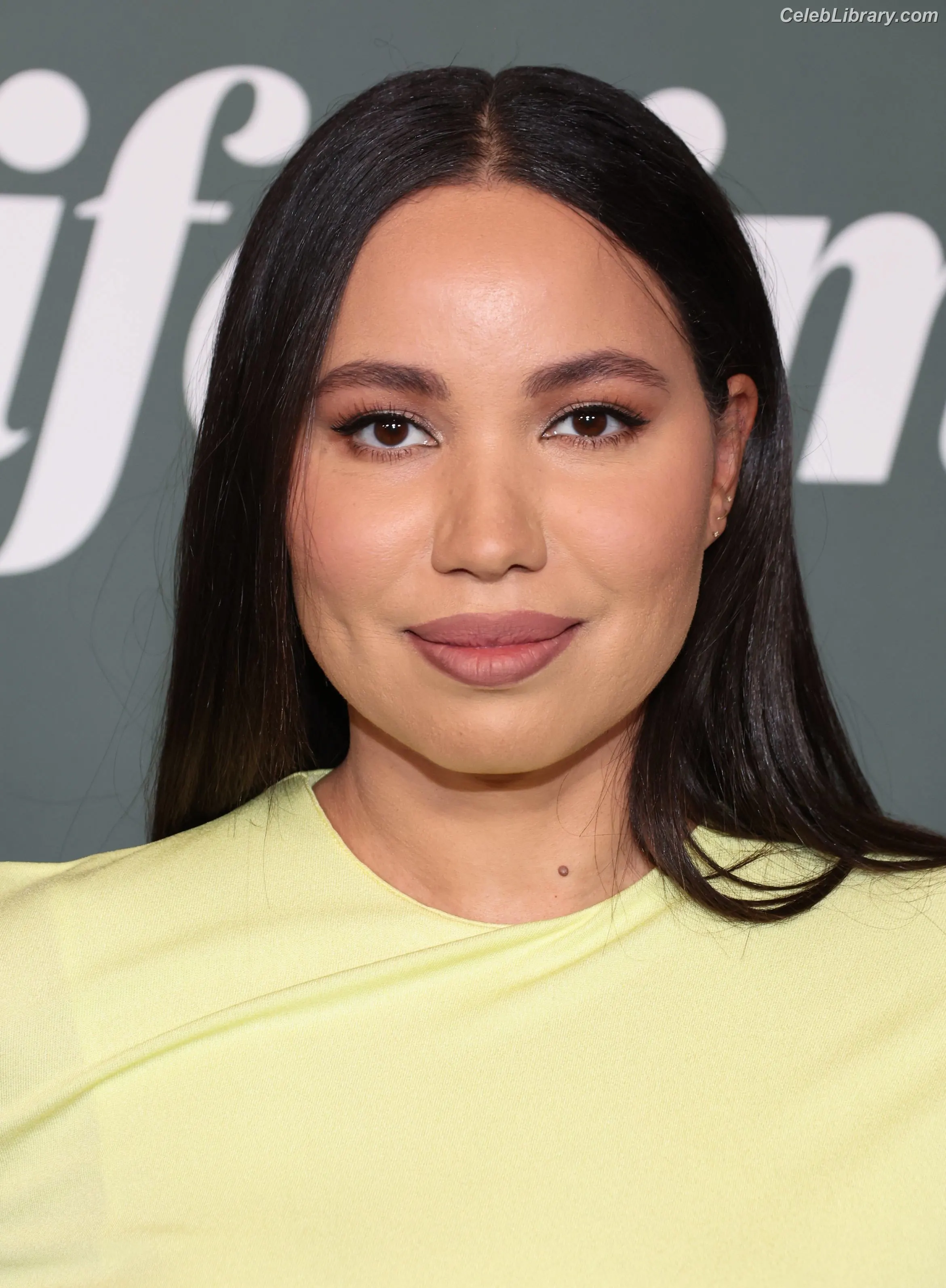 Jurnee Smollett photo 16 of 1219
