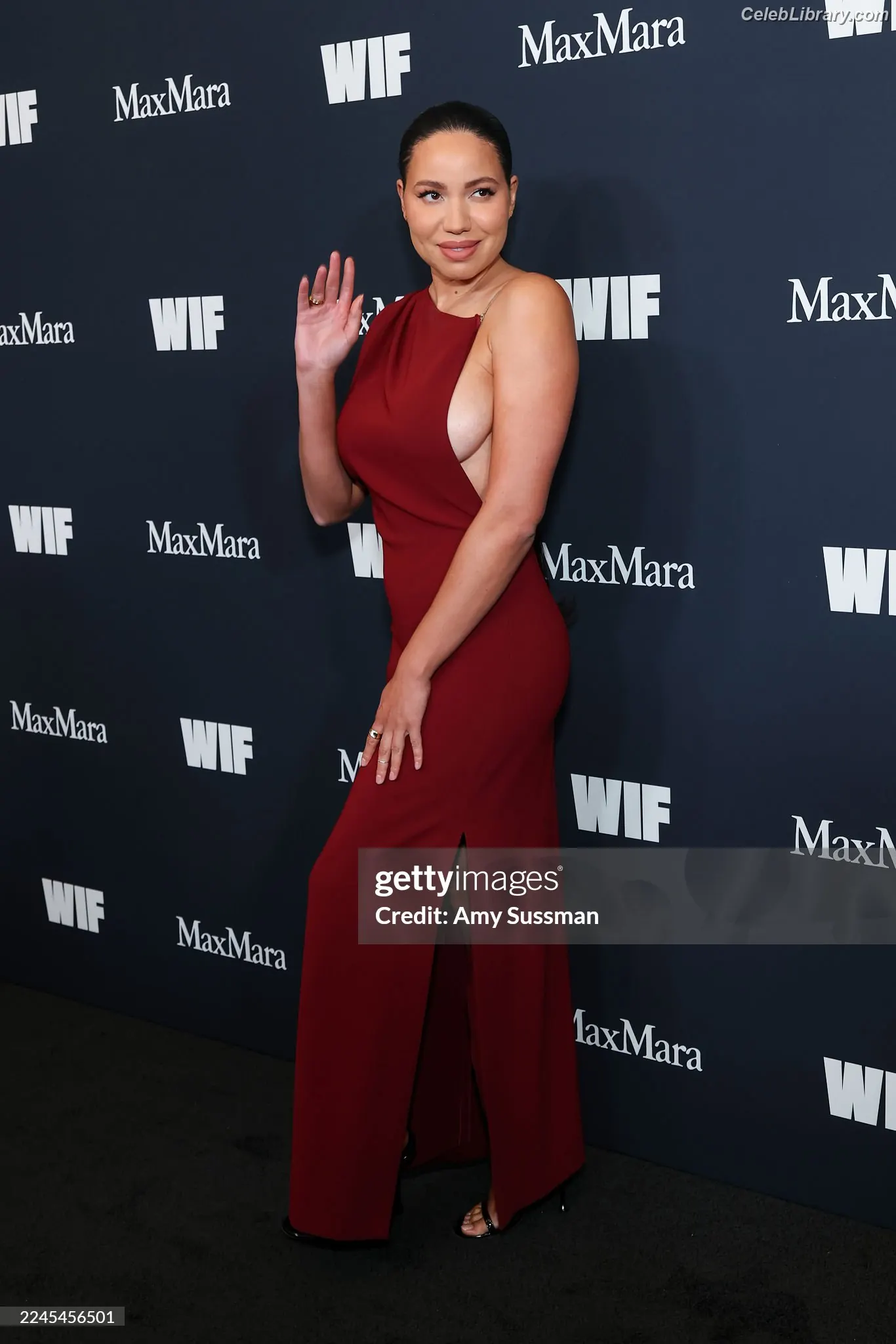Jurnee Smollett photo 21 of 1219